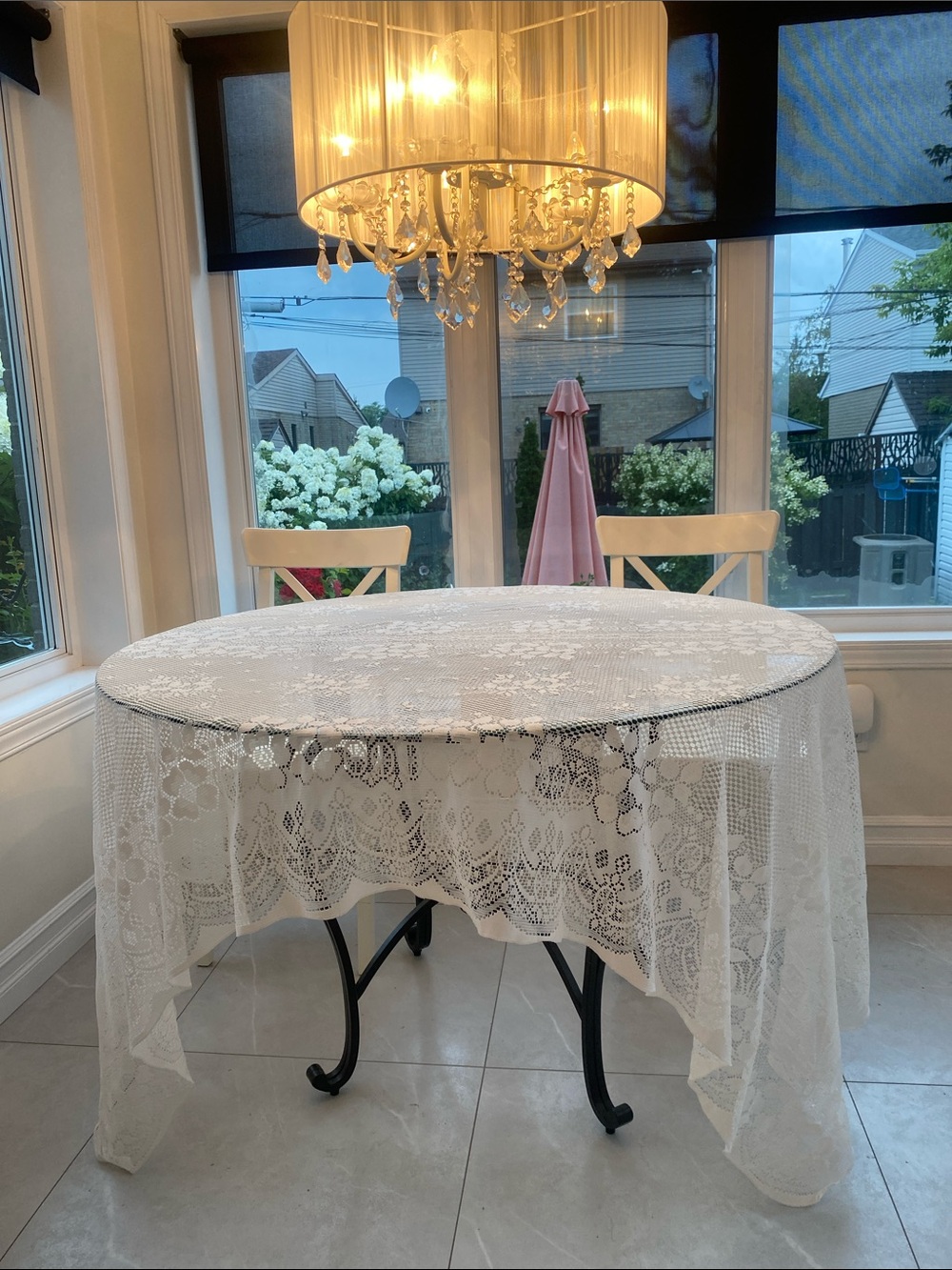 Lace Rectangular White Easy Care Tablecloth 
L: 90”x W: 51”